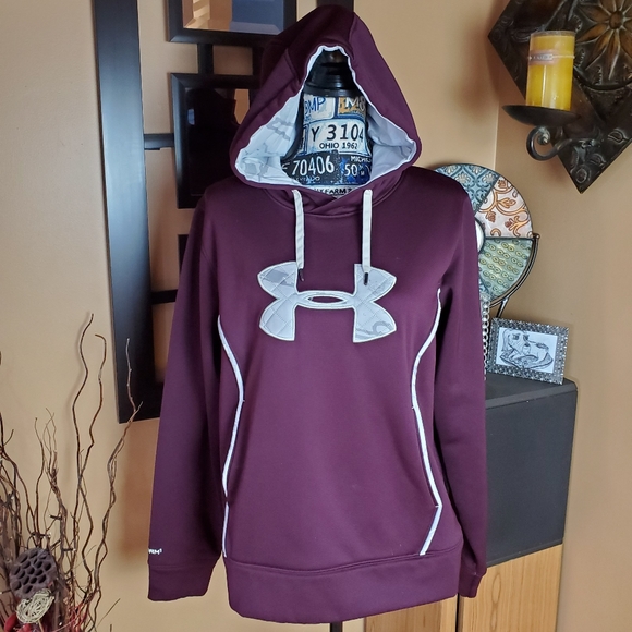 Under Armour Tops - UNDER ARMOUR LOOSE XSTORM1 MERLOT & GRAY HOODIE